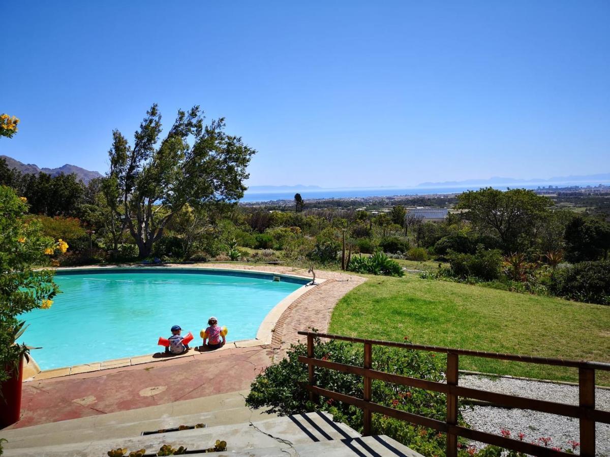 Watermill Studios Gordonʼs Bay エクステリア 写真